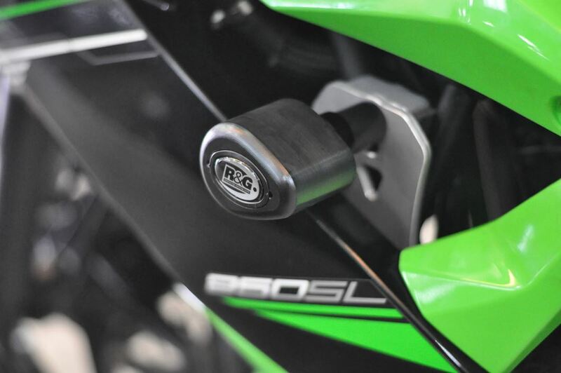 Tampons de protection R&G RACING Aero noir Kawasaki Ninja 250SL 