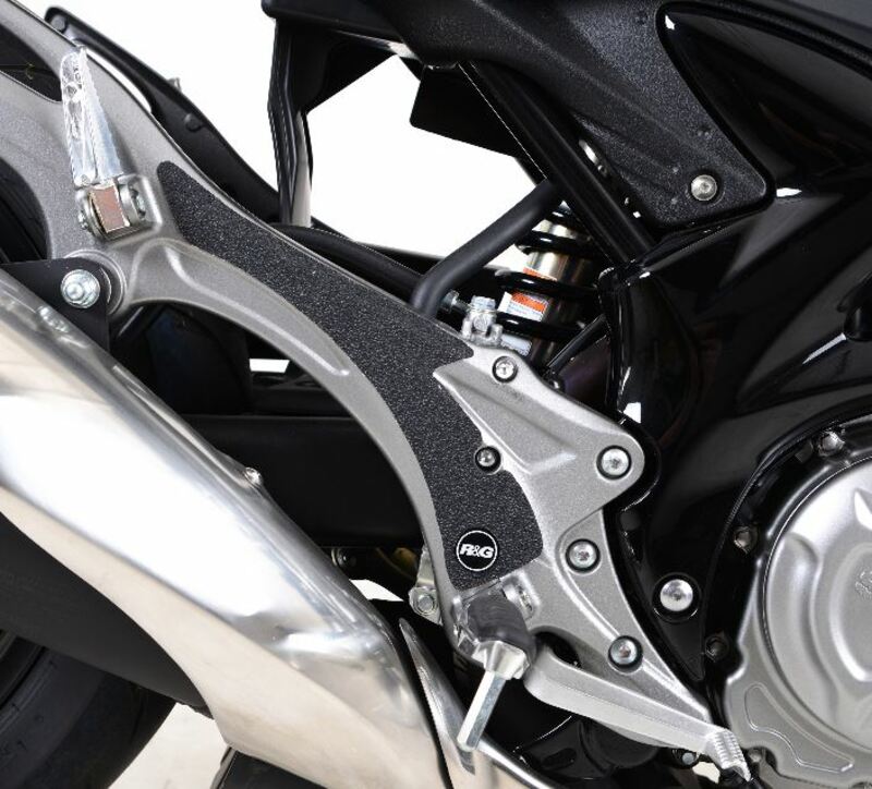 Adhésif anti-frottement R&G RACING platine repose-pieds noir 2 pièces Suzuki Gladius SFV 650 
