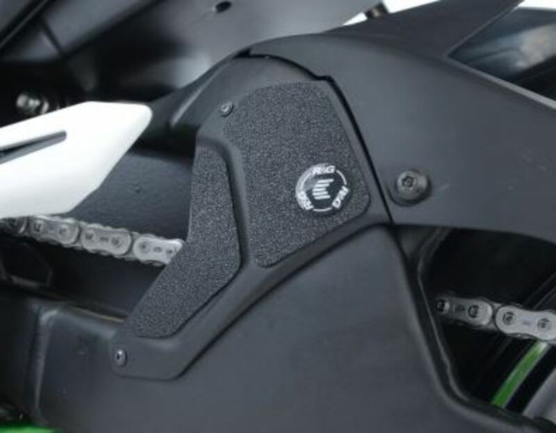 Adhésif anti-frottement R&G RACING bras oscillant/protection silencieux noir 3 pièces Kawasaki H2/H2R 