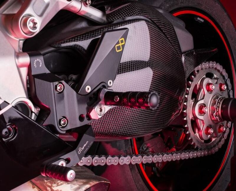 Carter de bras oscillant LIGHTECH carbone brillant