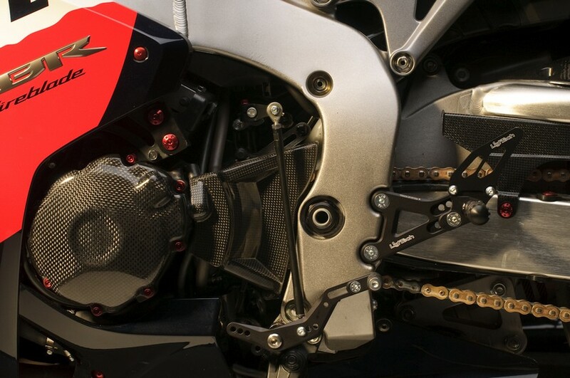 Couvre carter alternateur LIGHTECH carbone brillant