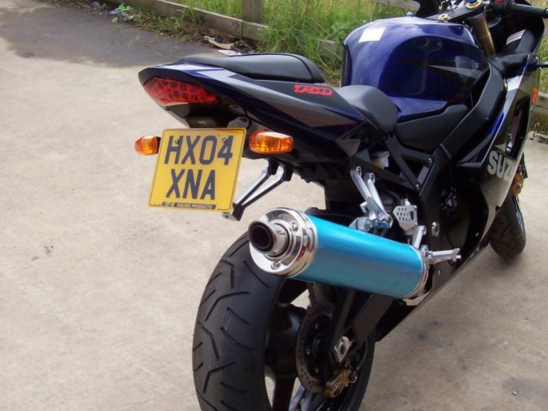 Support de plaque R&G RACING pour GSXR600/750 04-05 