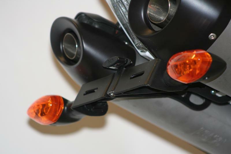 Support de plaque R&G RACING noir Yamaha YZF-R1 