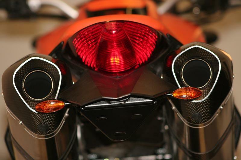 SUPPORT DE PLAQUE R&G RACING POUR SUPERDUKE 990 