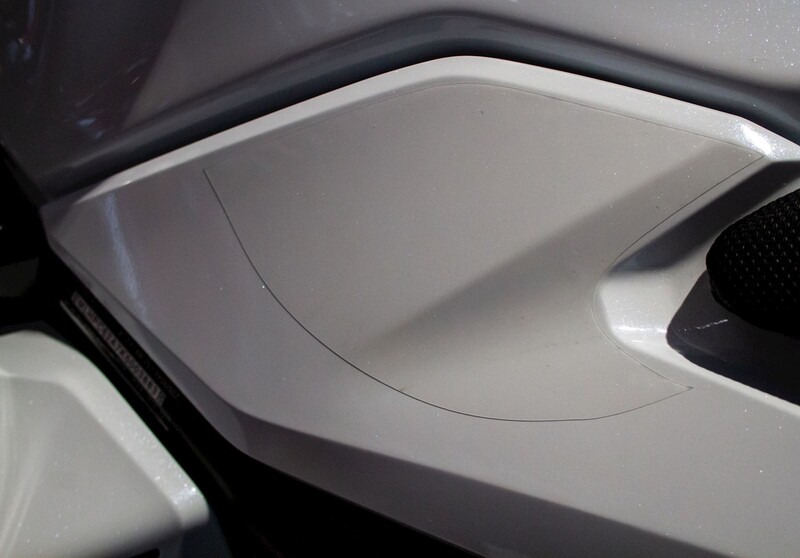 Kit de protection réservoir R&G RACING Second Skin - transparent Suzuki Hayabusa 