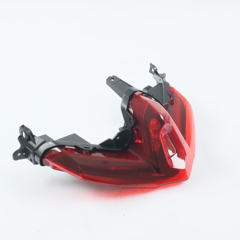 Feu arrière O-PARTS - Yamaha T-Max 560 (20-21) 