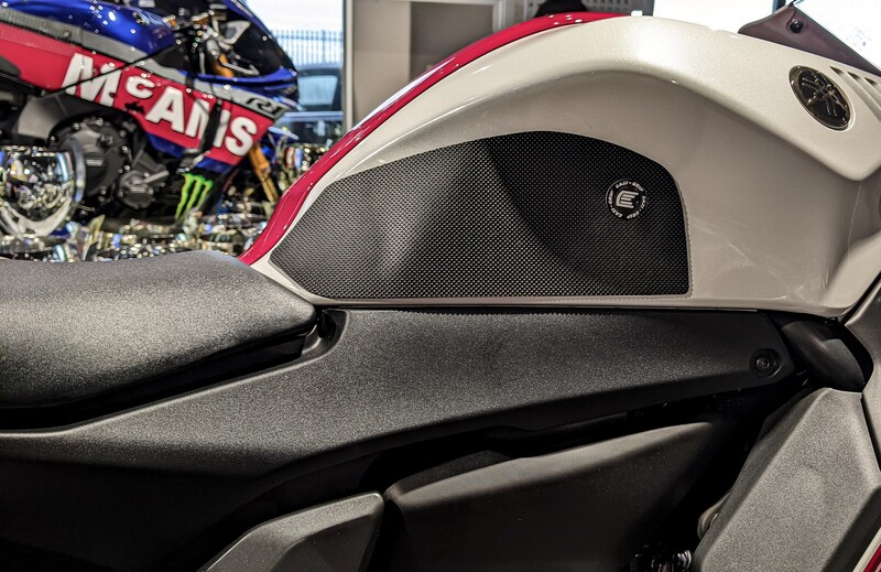 Kit grip de réservoir R&G RACING Eazi-Grip Pro - noir 