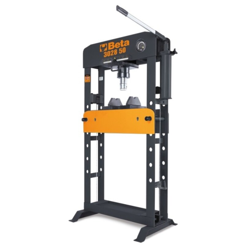 Presse hydraulique BETA piston mobile et treuil - 50t 