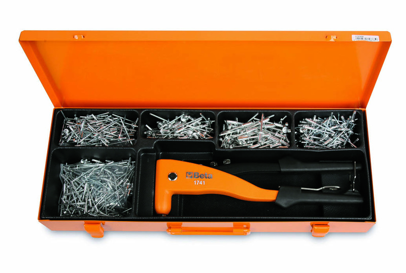 Pince à riveter BETA TOOLS avec assortiment de 700 rivets en aluminium 