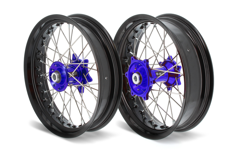 Kit roues complètes avant + arrière ART SM 17x3,50/17x4,50 jante noir/moyeu bleu Yamaha 
