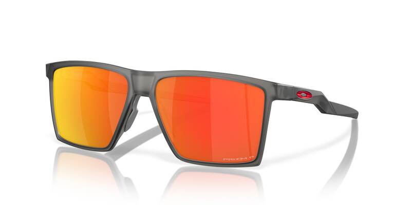 Lunettes de soleil OAKLEY Futurity Sun verres Prizm Ruby Polarized 